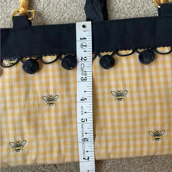 Gingham Yellow Bag with Embroidered Bees and Bamboo Handles - Picture 4 of 5
